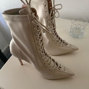 Schutz Tennie Bootie